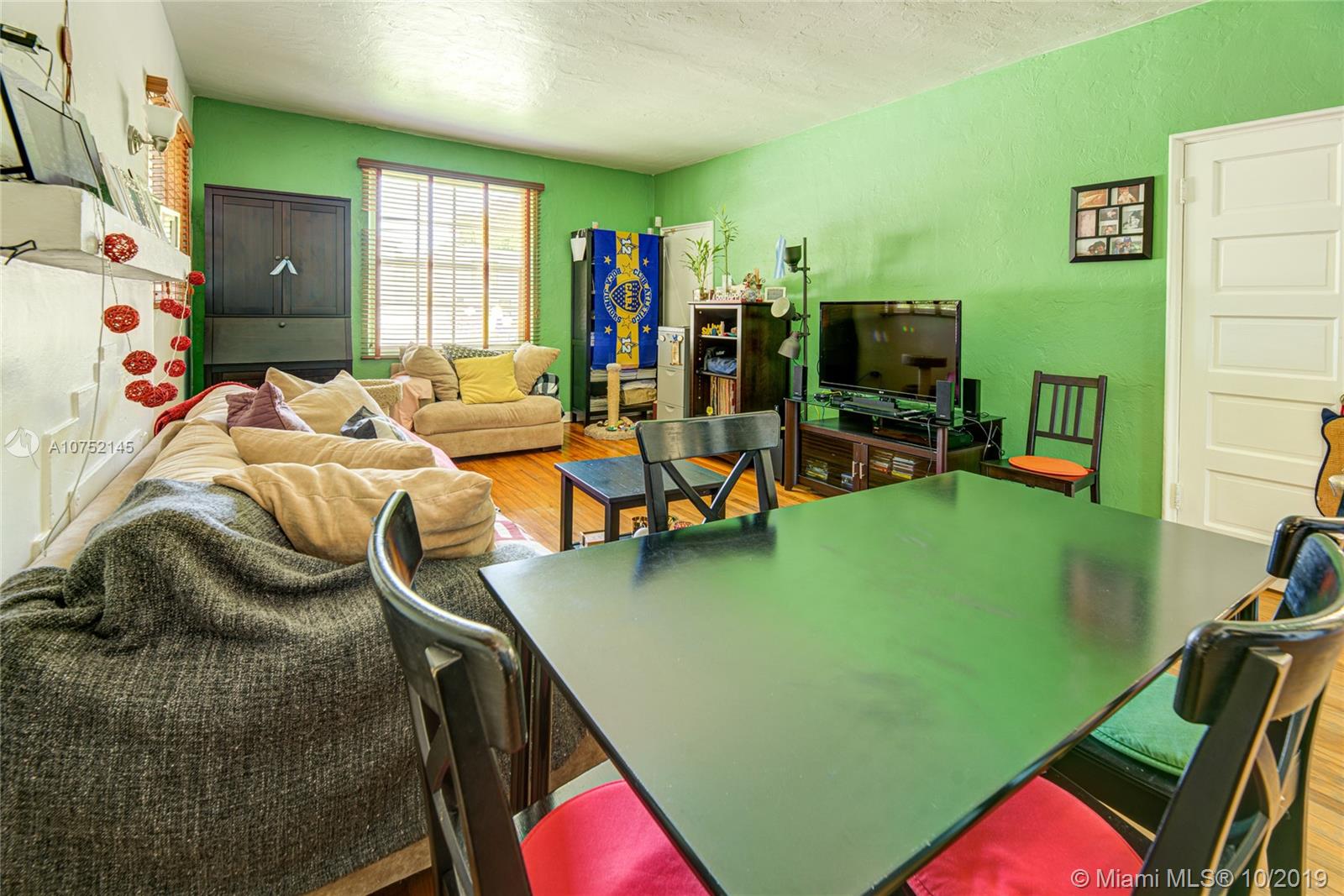 See details / sq. ft. $ 2019-10-07 0 Photo