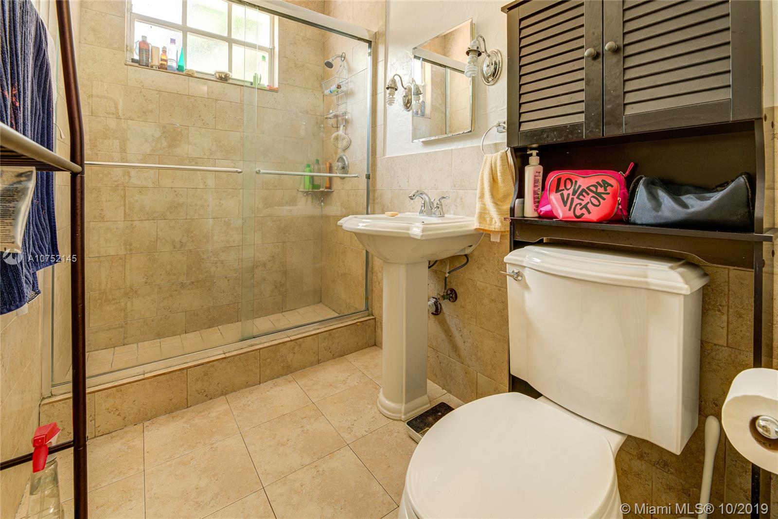 See details / sq. ft. $ 2019-10-07 0 Photo