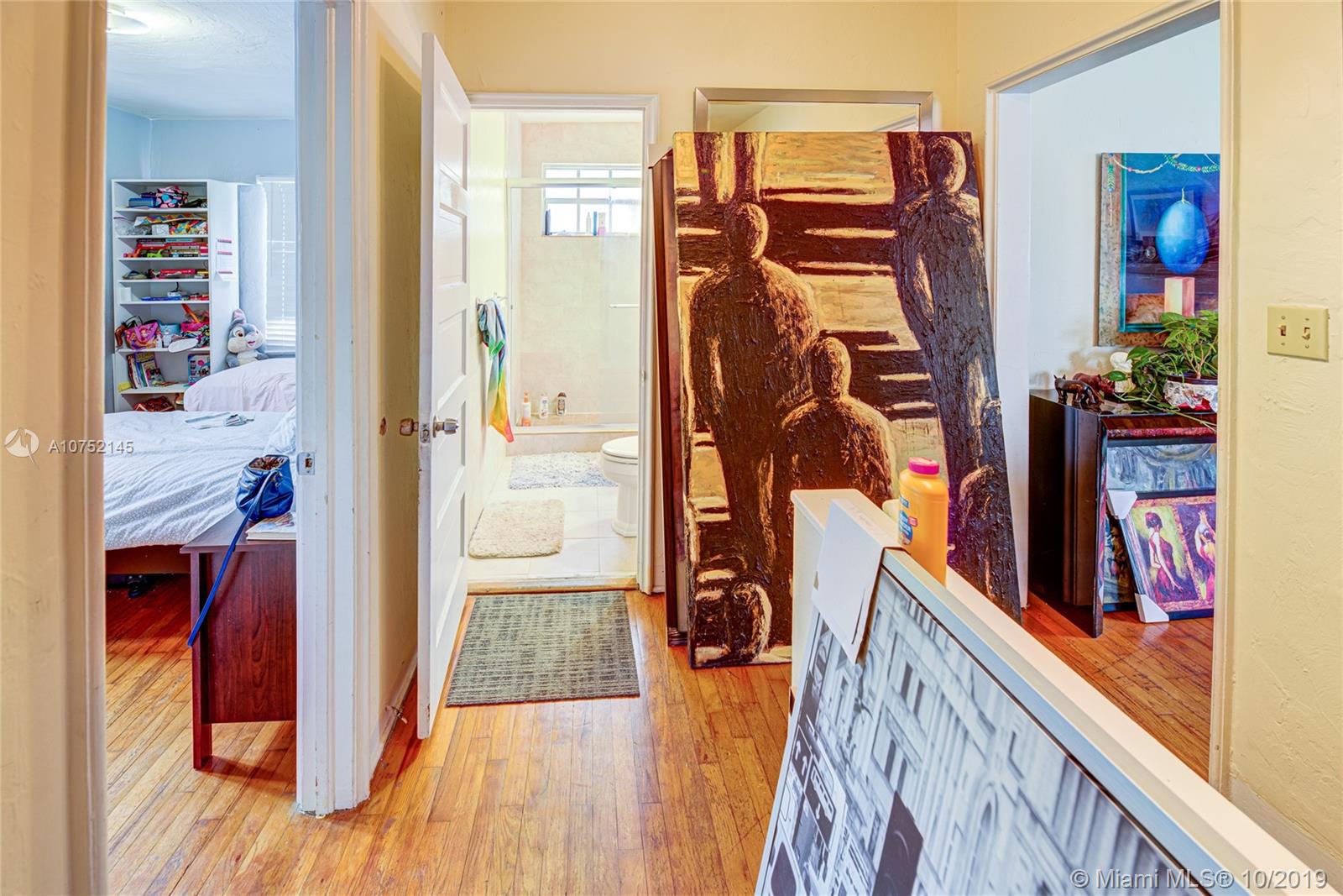 See details / sq. ft. $ 2019-10-07 0 Photo