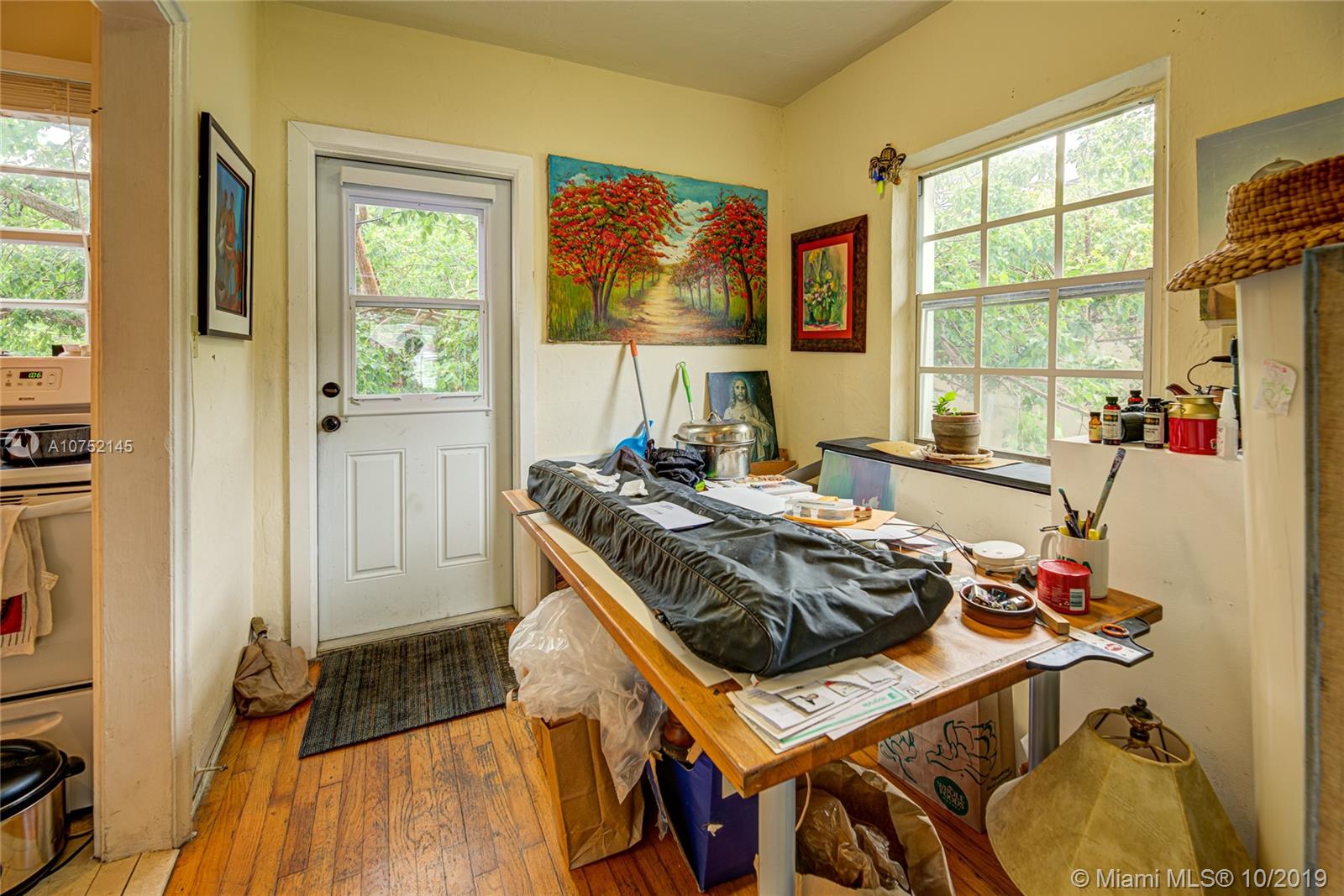 See details / sq. ft. $ 2019-10-07 0 Photo