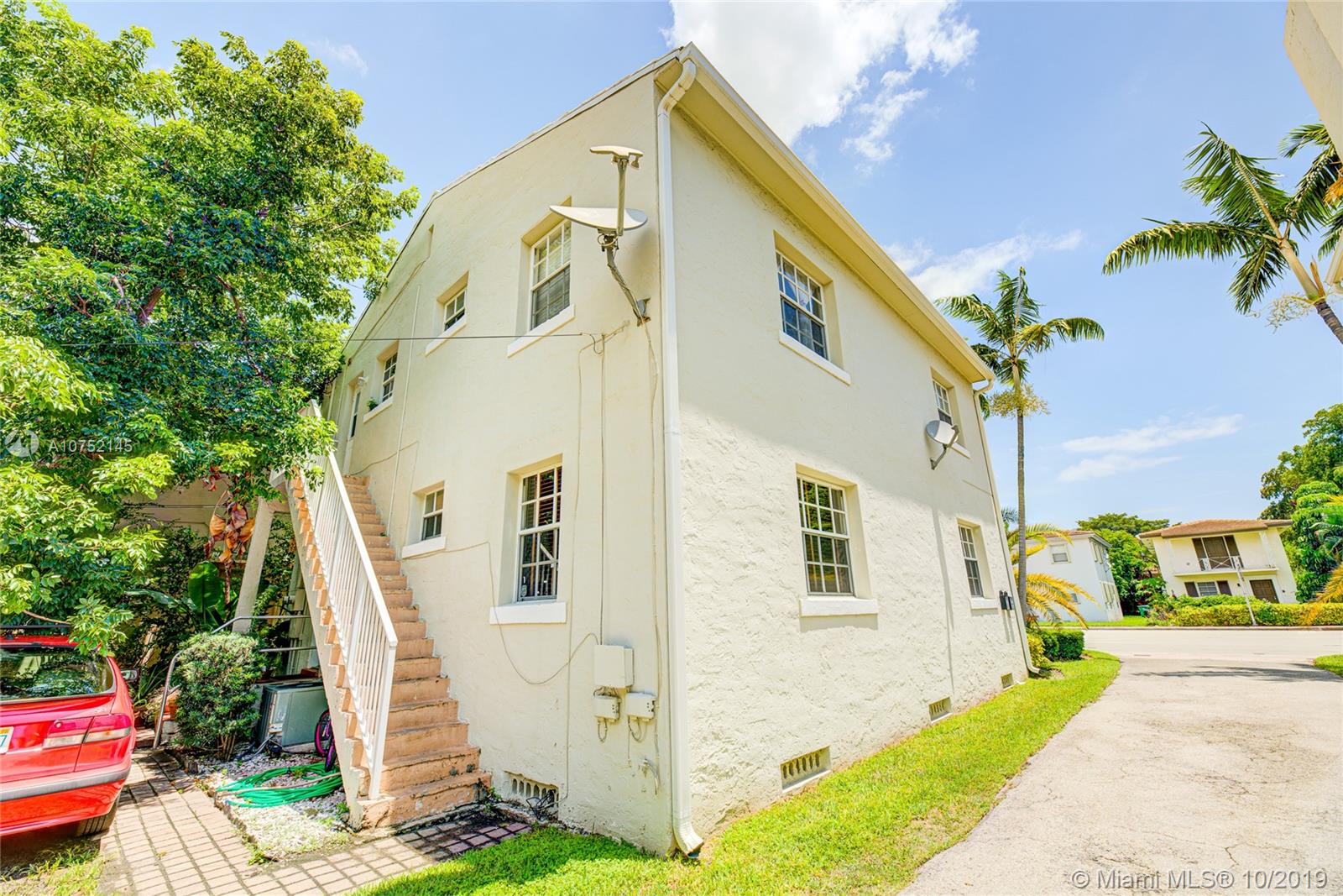 See details / sq. ft. $ 2019-10-07 0 Photo