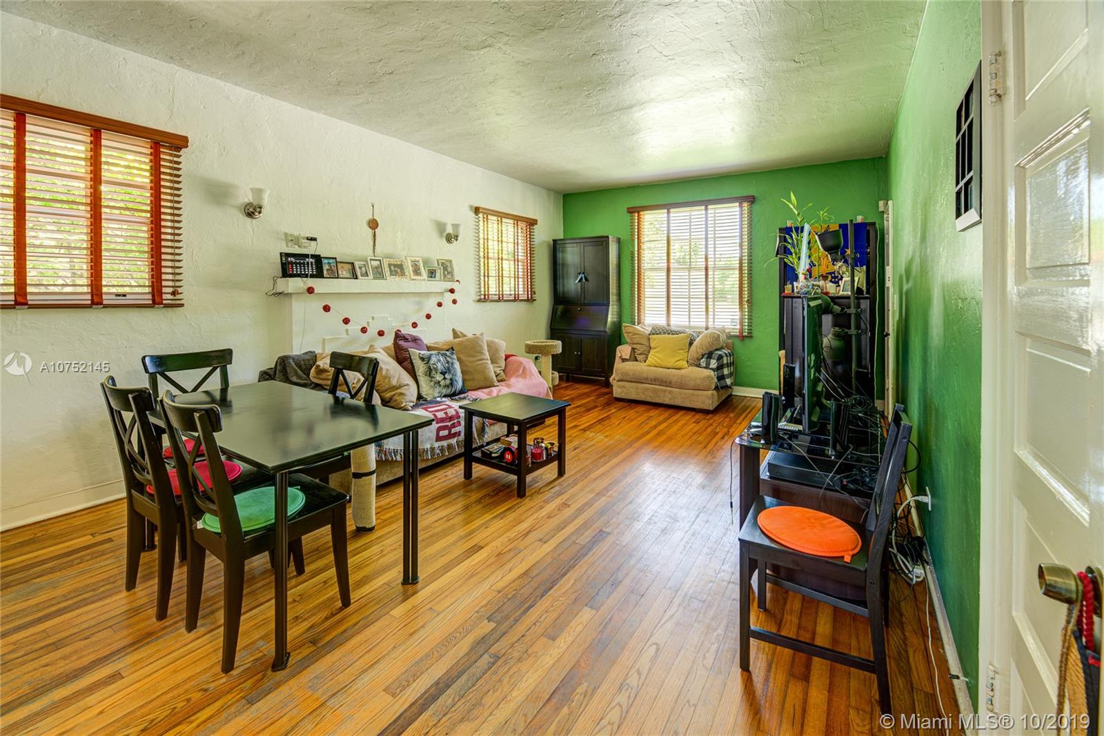 See details / sq. ft. $ 2019-10-07 0 Photo