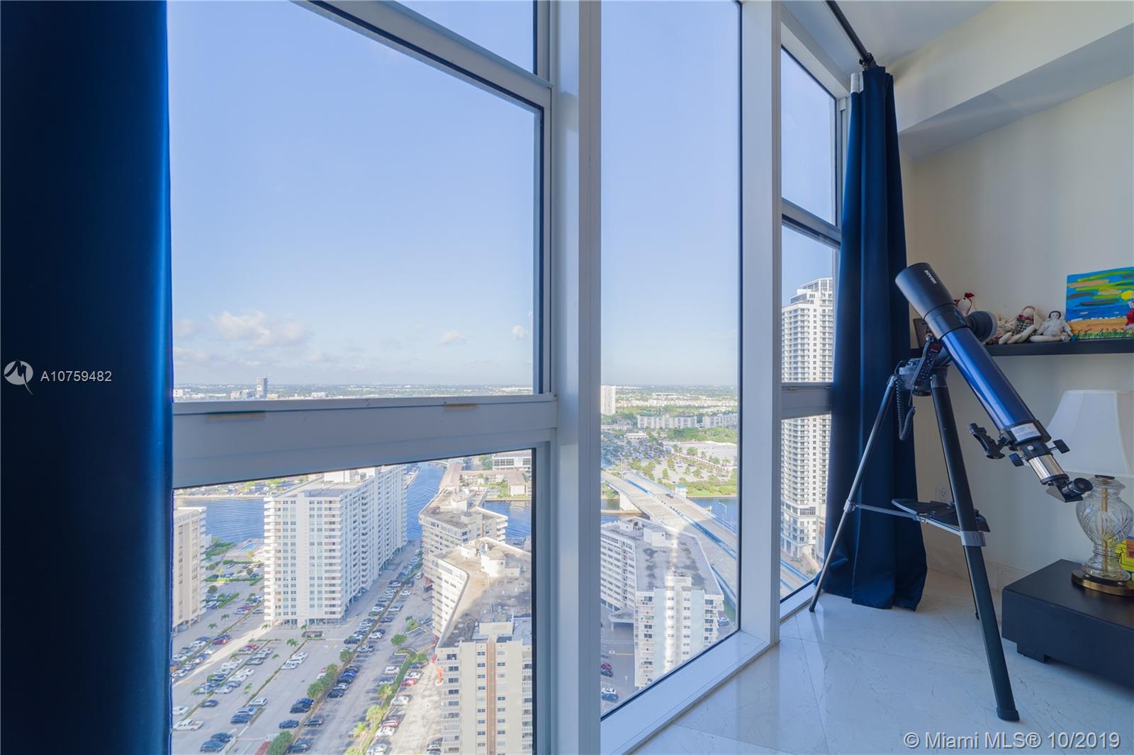 Ver detalles 3305 2 / 2 1782 sq. ft. $ 2021-05-03 0 foto