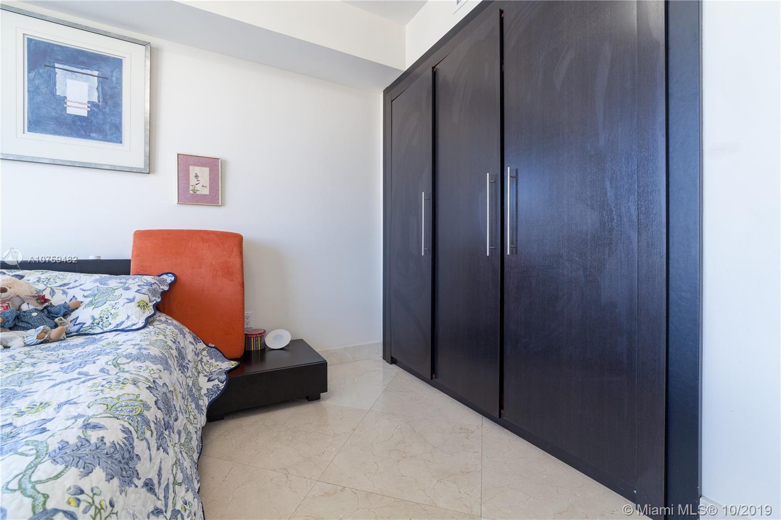 Ver detalles 3305 2 / 2 1782 sq. ft. $ 2021-05-03 0 foto