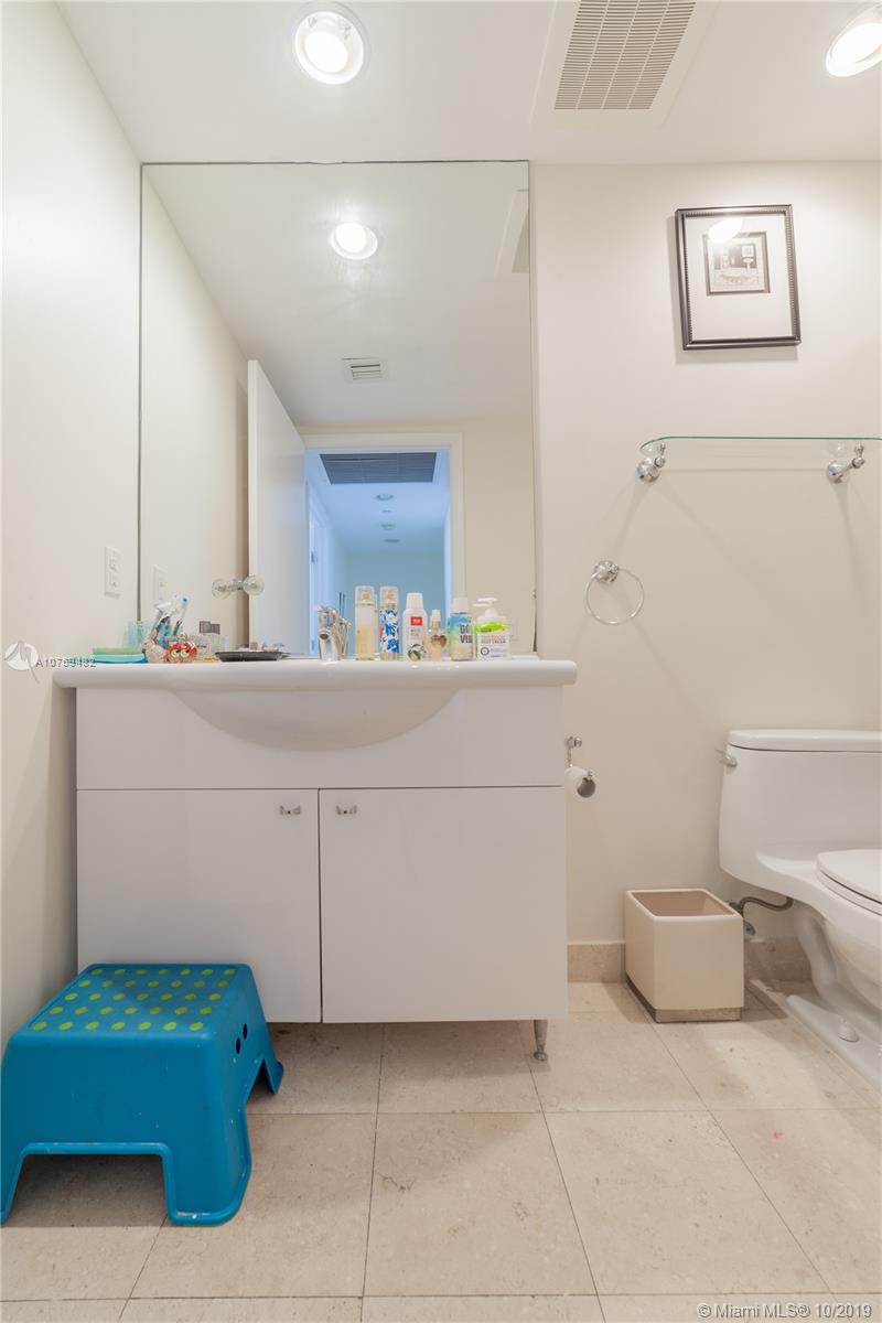 Ver detalles 3305 2 / 2 1782 sq. ft. $ 2021-05-03 0 foto