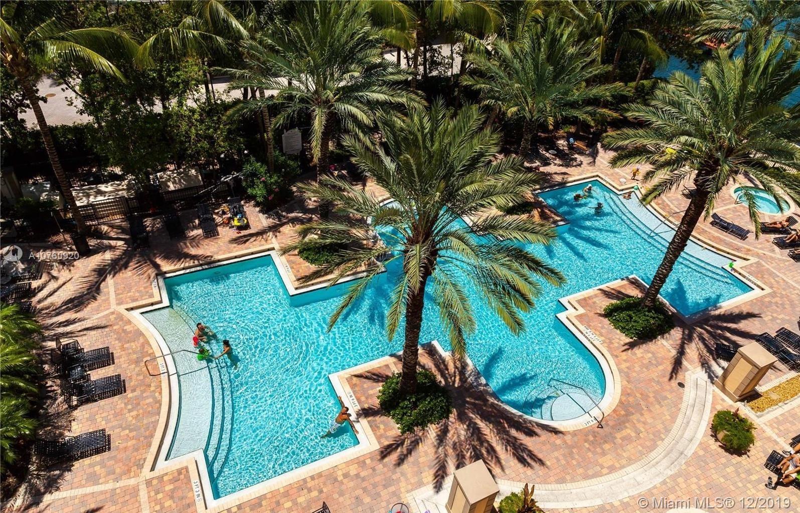 Photo of 17125 Bay Rd #3105, Sunny Isles Beach, Florida, 33160 - Living Room