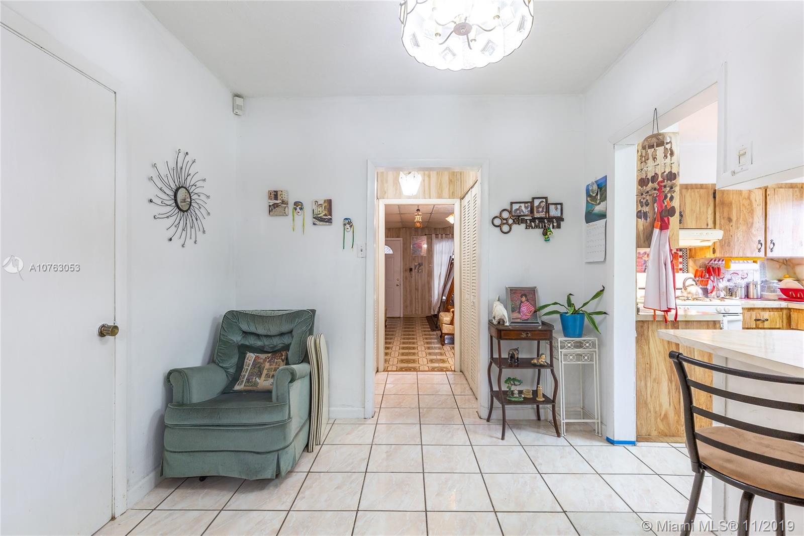 See details / 2530 sq. ft. $ 2020-01-20 0 Photo