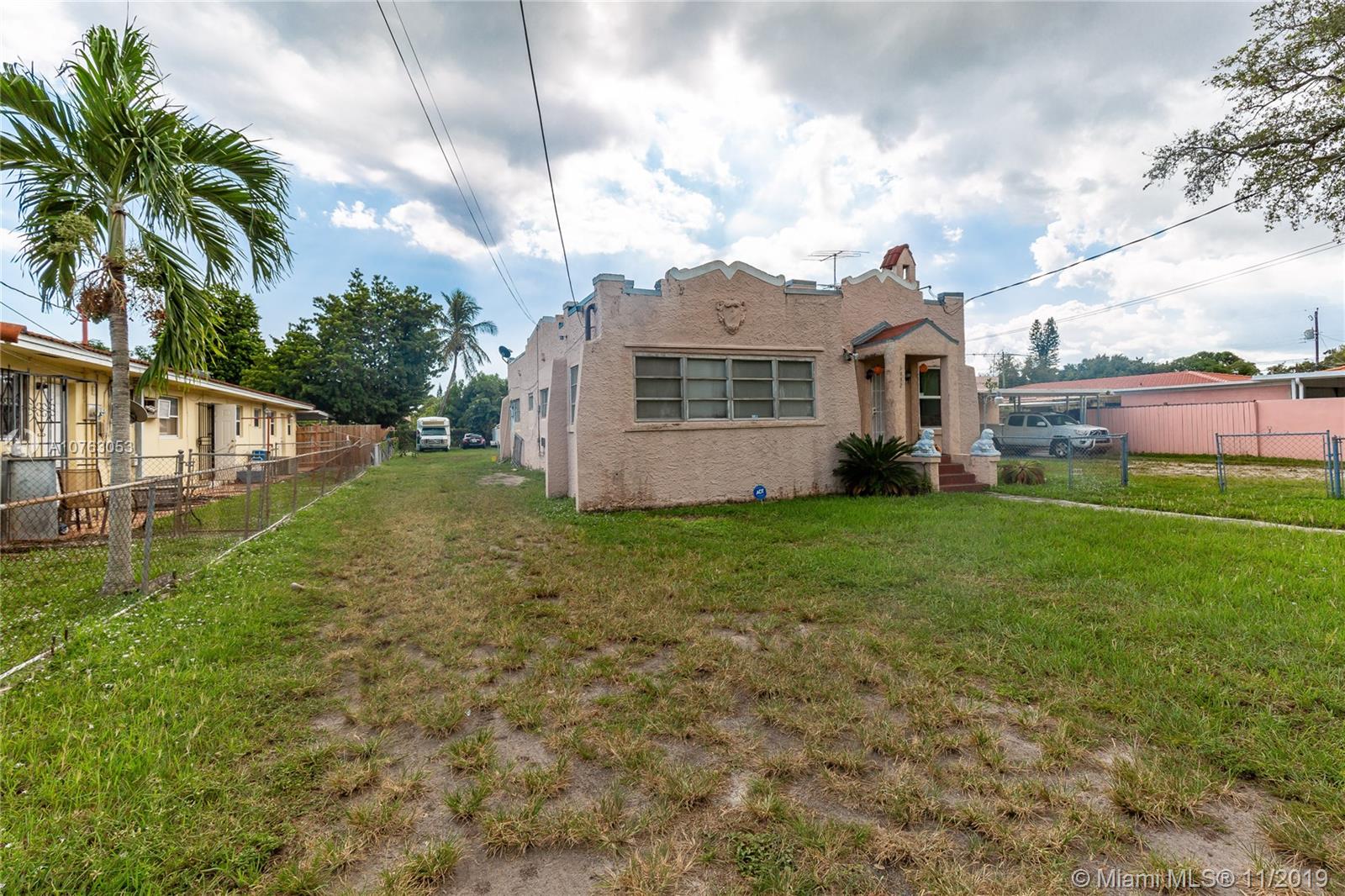 See details / 2530 sq. ft. $ 2020-01-20 0 Photo