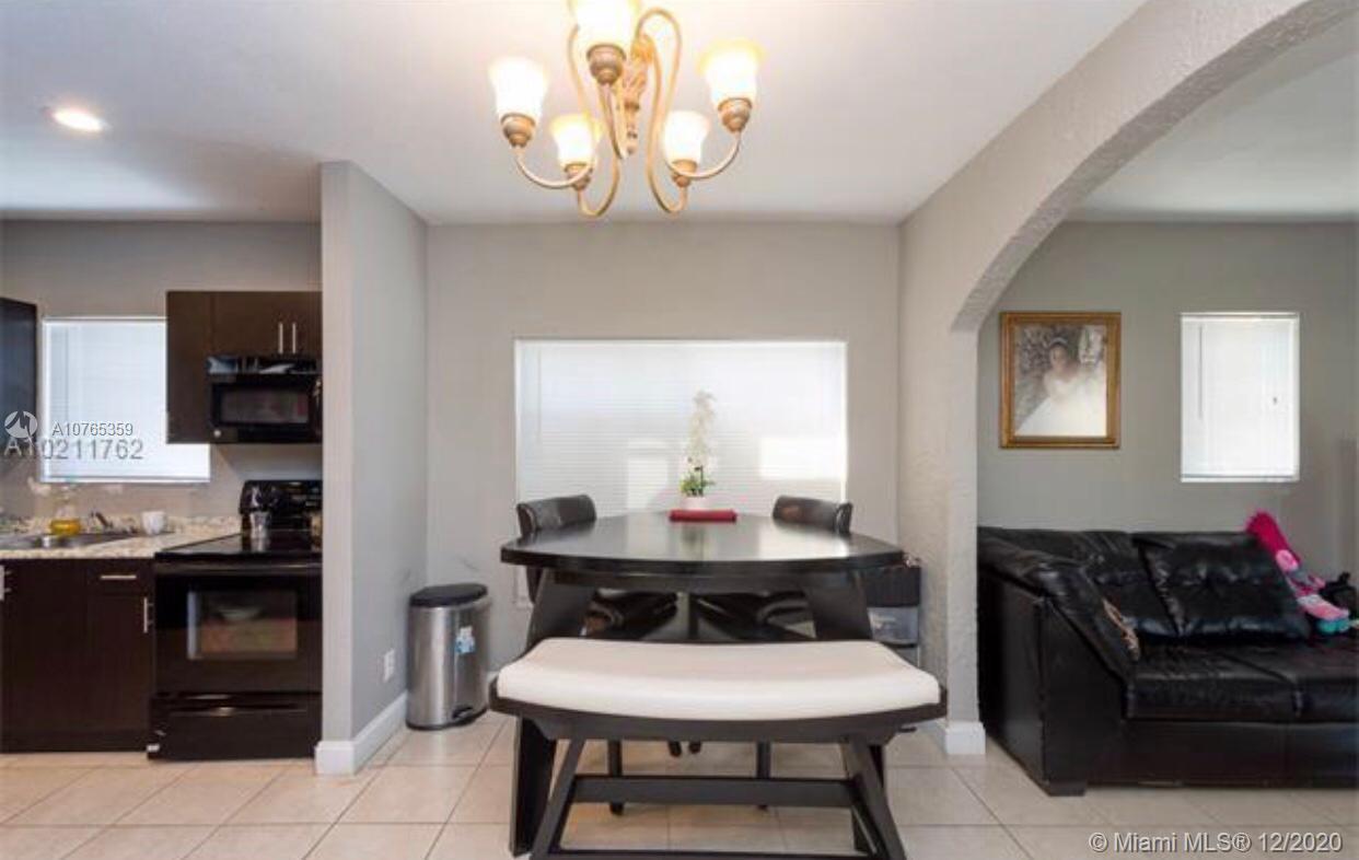 See details / 1372 sq. ft. $ 2020-05-20 0 Photo