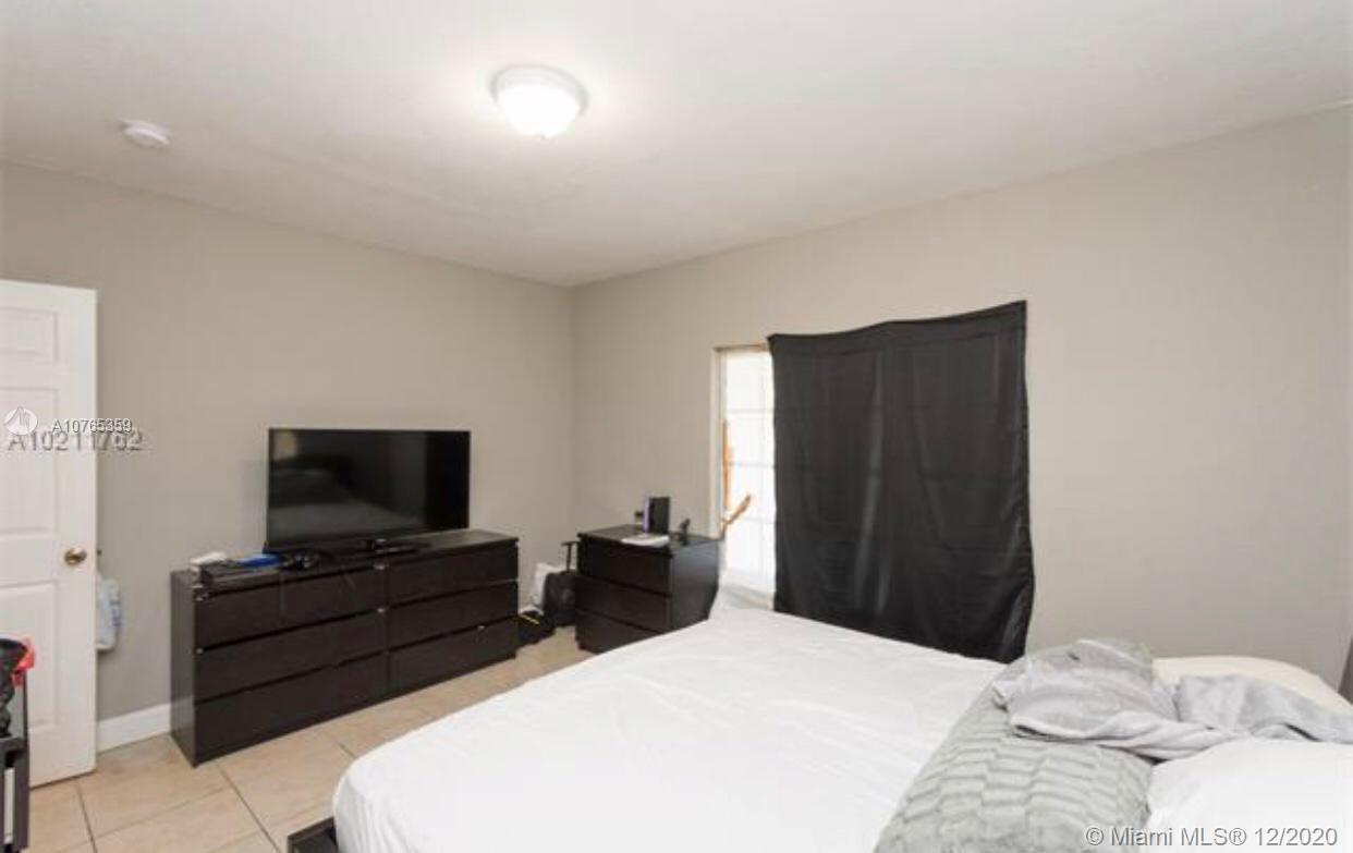 See details / 1372 sq. ft. $ 2020-05-20 0 Photo