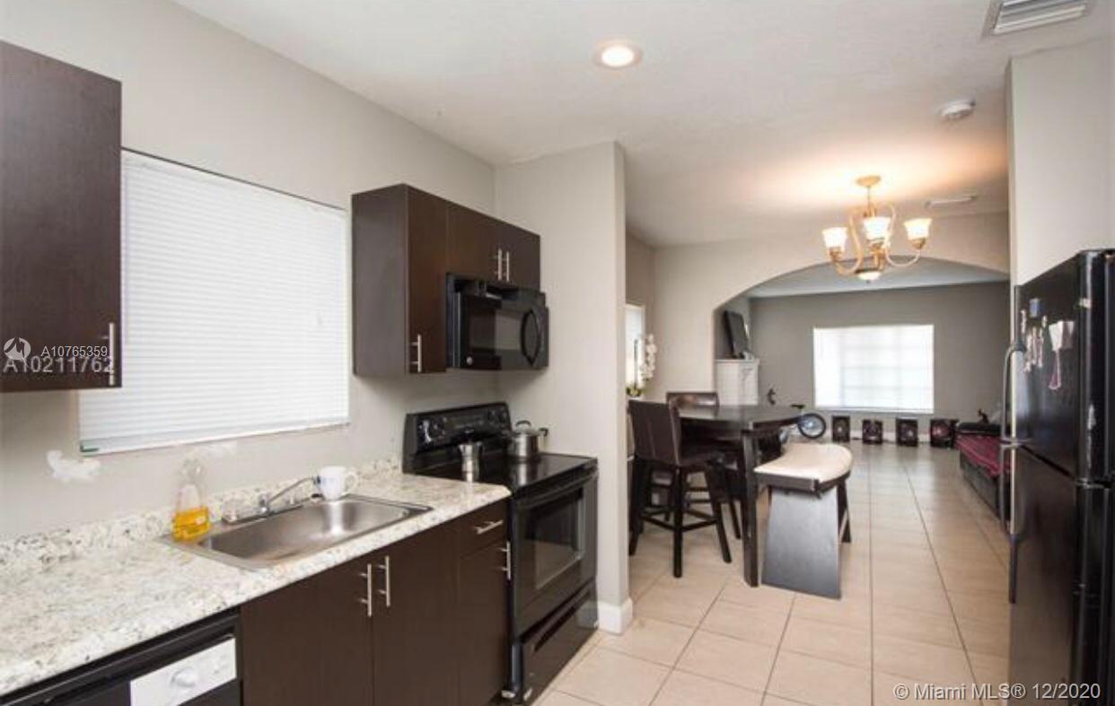See details / 1372 sq. ft. $ 2020-05-20 0 Photo