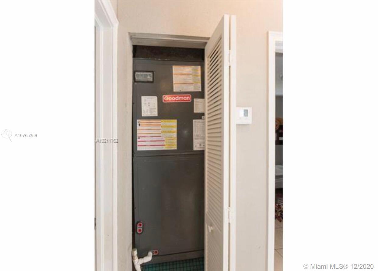 See details / 1372 sq. ft. $ 2020-05-20 0 Photo