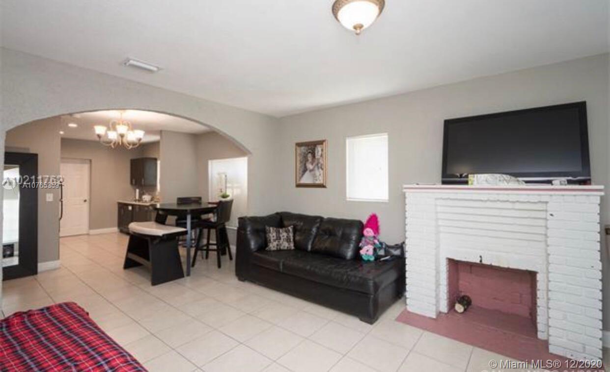 See details / 1372 sq. ft. $ 2020-05-20 0 Photo