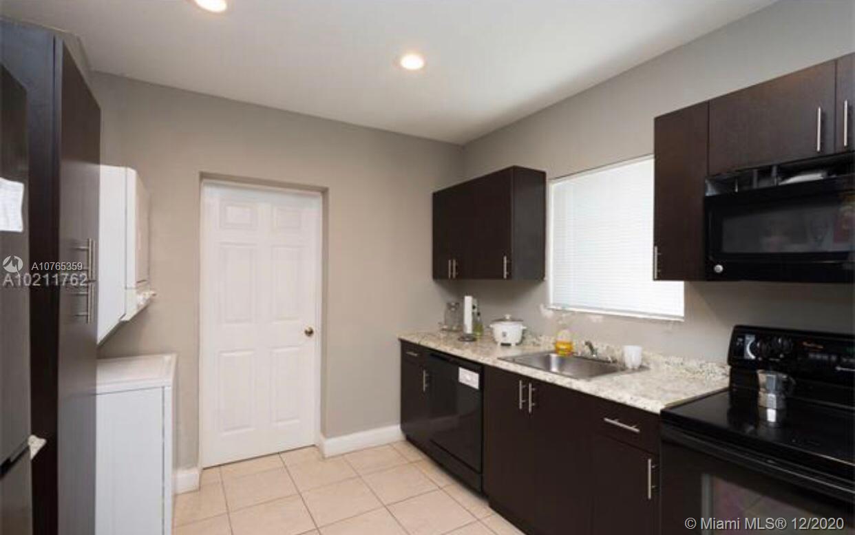 See details / 1372 sq. ft. $ 2020-05-20 0 Photo