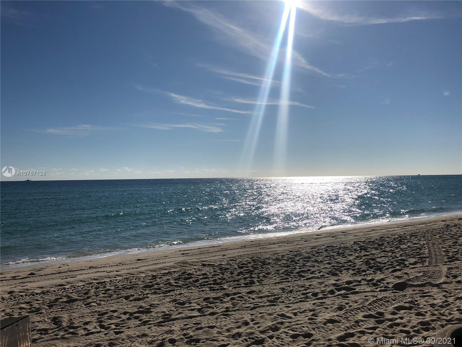 Photo of 3001 Ocean Dr #225, Hollywood, Florida, 33019 -