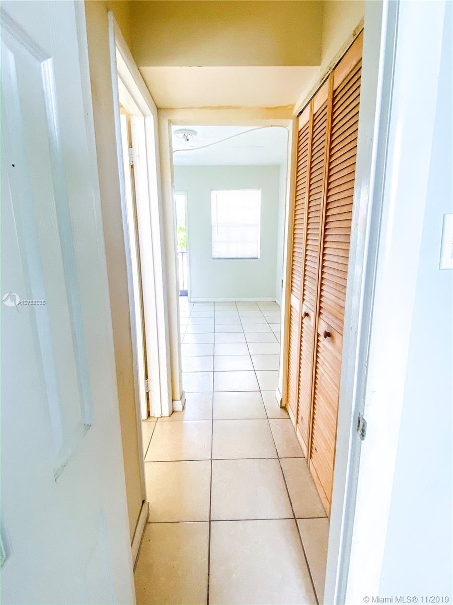 See details / 3451 sq. ft. $ 2020-12-28 0 Photo