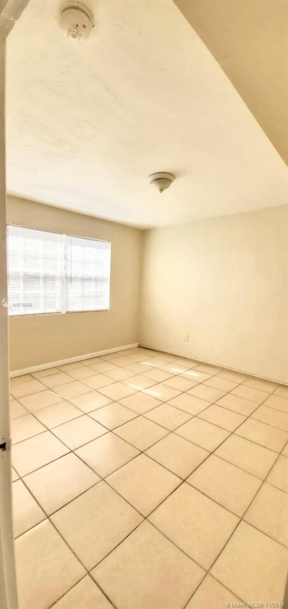 See details / 3451 sq. ft. $ 2020-12-28 0 Photo