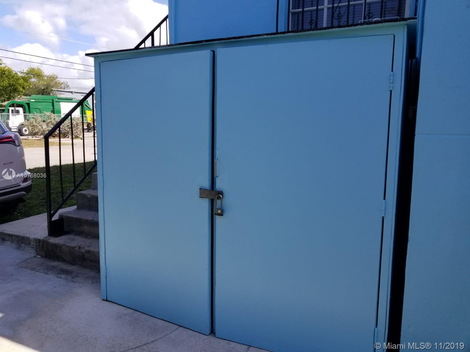 See details / 3451 sq. ft. $ 2020-12-28 0 Photo