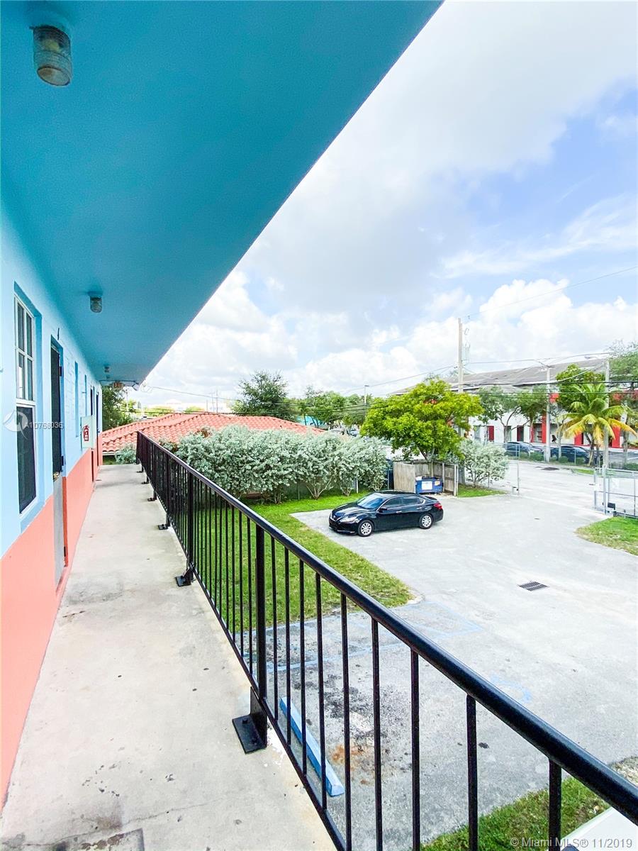 See details / 3451 sq. ft. $ 2020-12-28 0 Photo