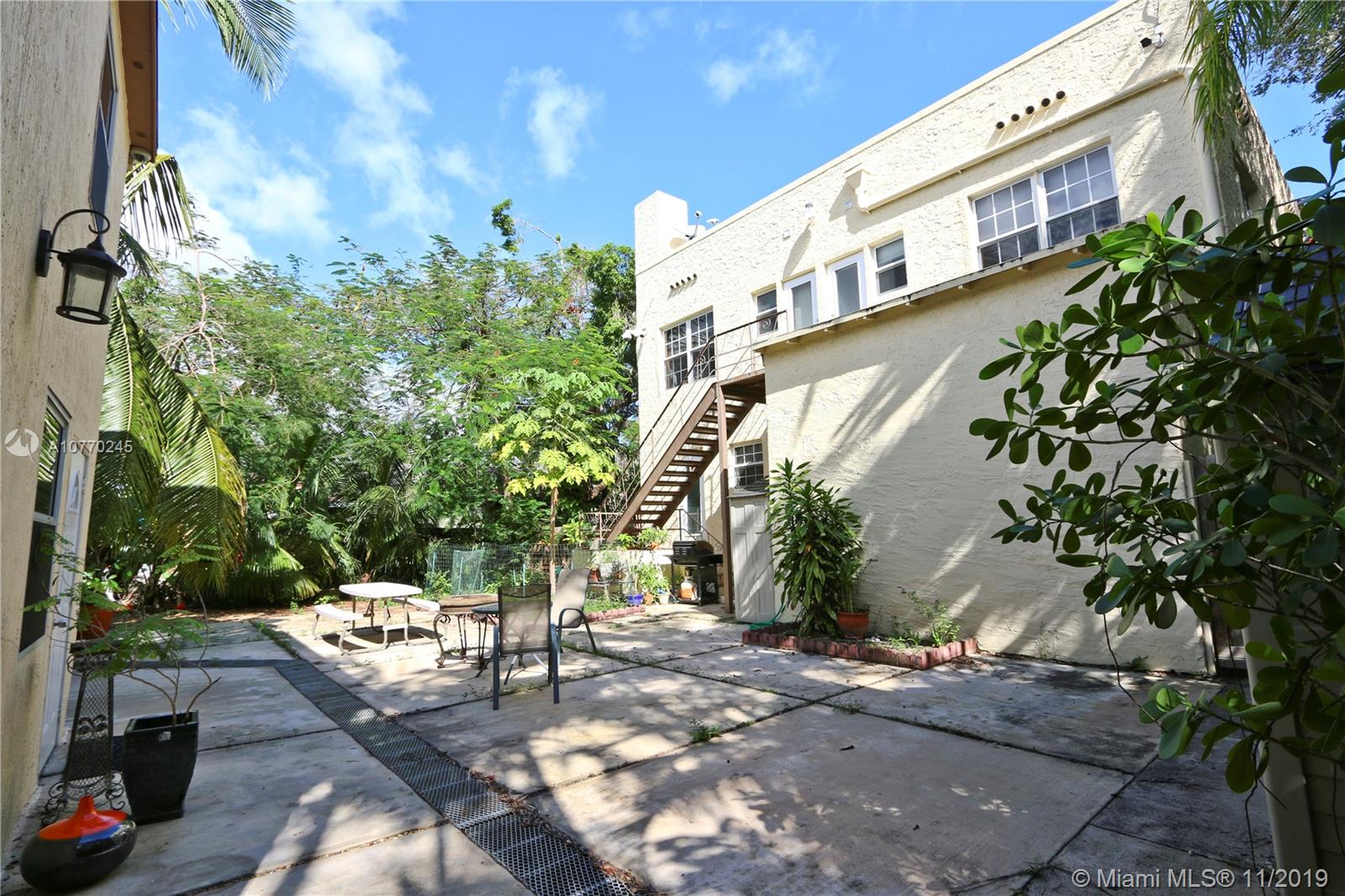 See details / 5000 sq. ft. $ 2019-11-08 0 Photo