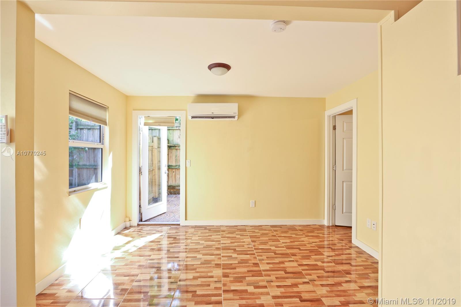 See details / 5000 sq. ft. $ 2019-11-08 0 Photo