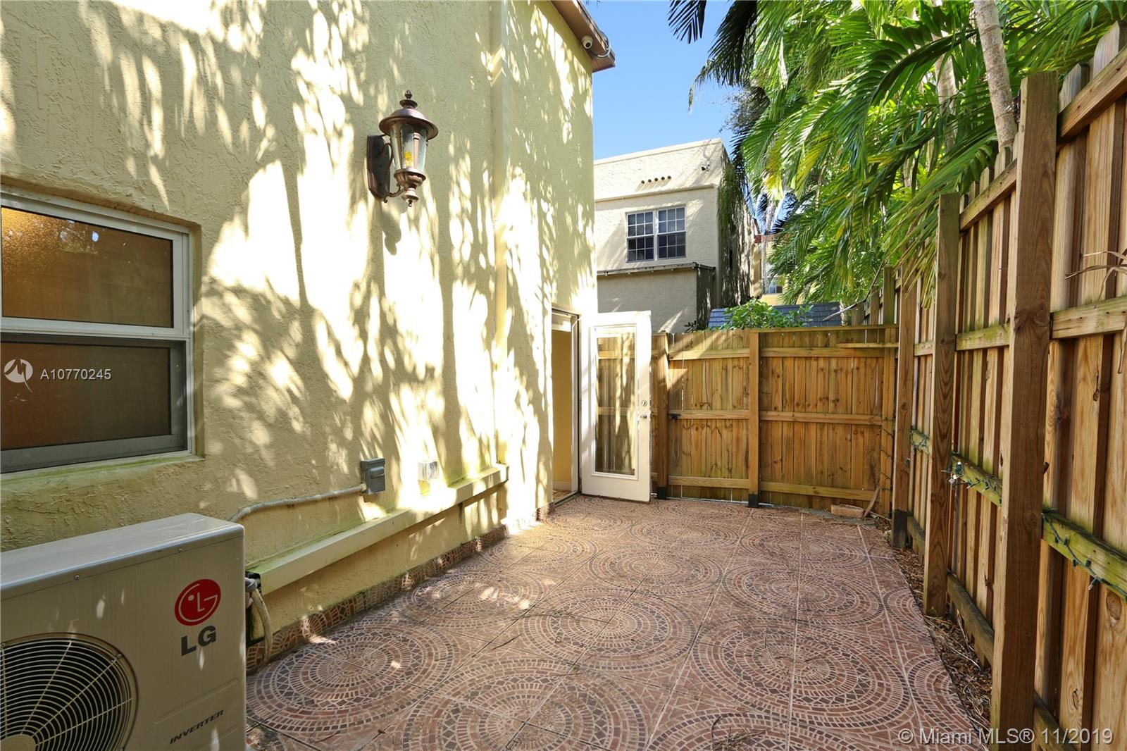 See details / 5000 sq. ft. $ 2019-11-08 0 Photo