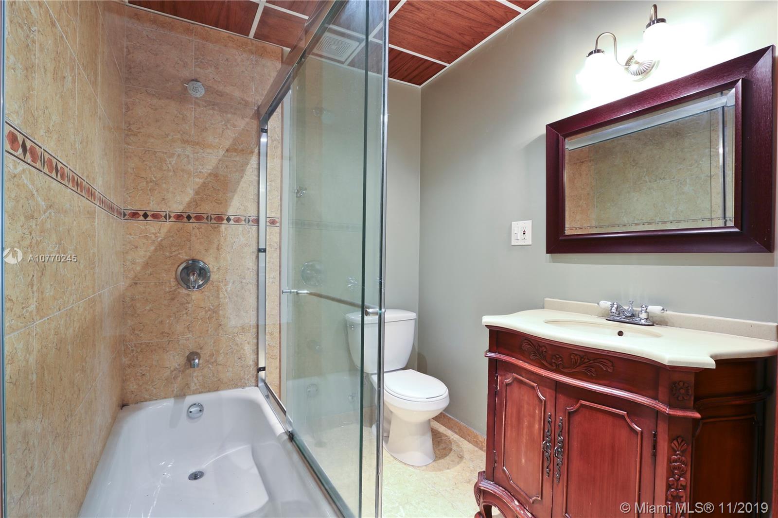 See details / 5000 sq. ft. $ 2019-11-08 0 Photo