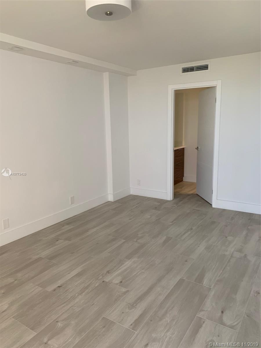 Photo of 20301 Country Club Dr #1428, Aventura, Florida, 33180 -