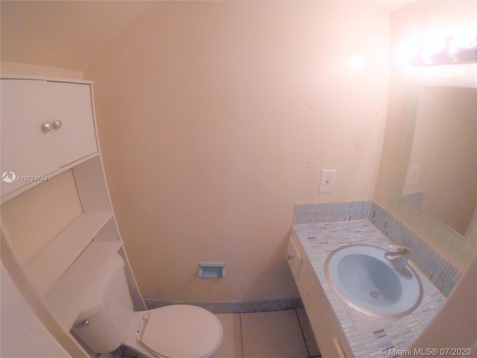 See details / 6360 sq. ft. $ 2019-11-18 0 Photo