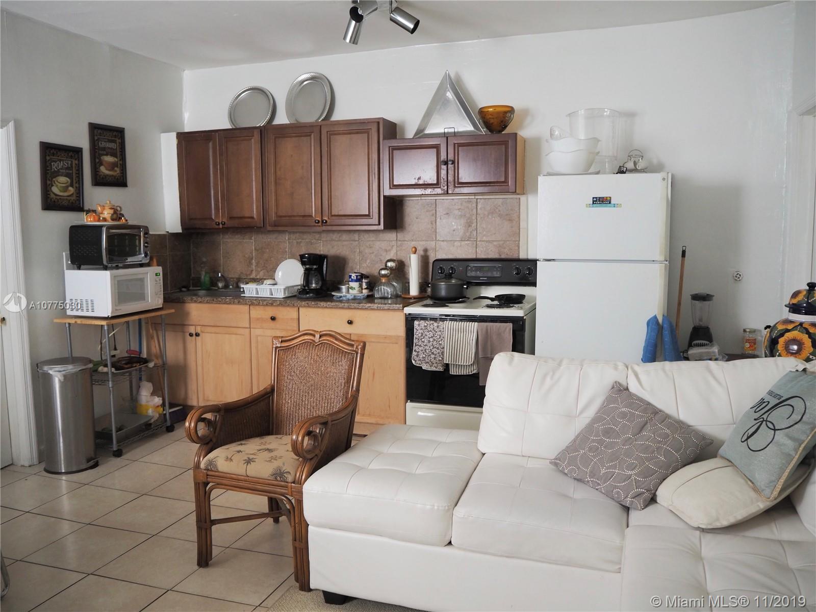 See details / 3726 sq. ft. $ 2020-09-25 0 Photo