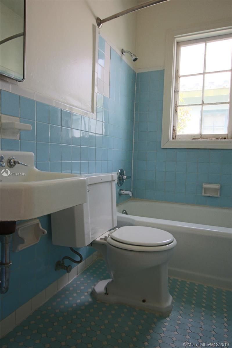 See details / sq. ft. $ 2019-12-03 0 Photo