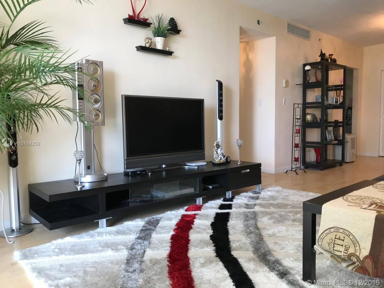 Photo of 3001 Ocean Dr #315, Hollywood, Florida, 33019 -