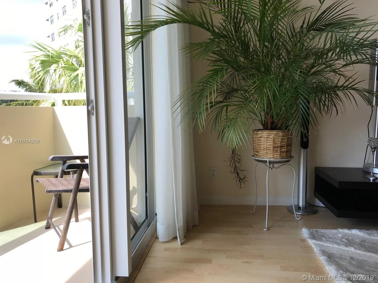Photo of 3001 Ocean Dr #315, Hollywood, Florida, 33019 -