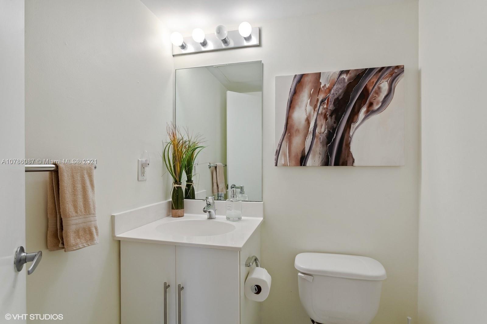 Photo of 3000 Ocean Dr #1216, Hollywood, Florida, 33019 - Bedroom