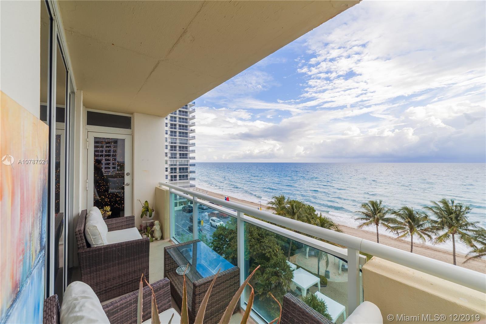 Photo of 3001 Ocean Dr #611, Hollywood, Florida, 33019 -