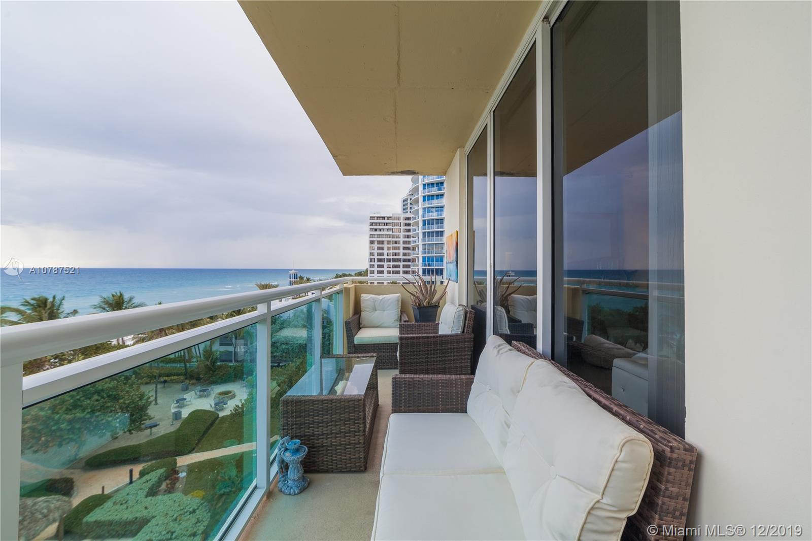 Photo of 3001 Ocean Dr #611, Hollywood, Florida, 33019 -