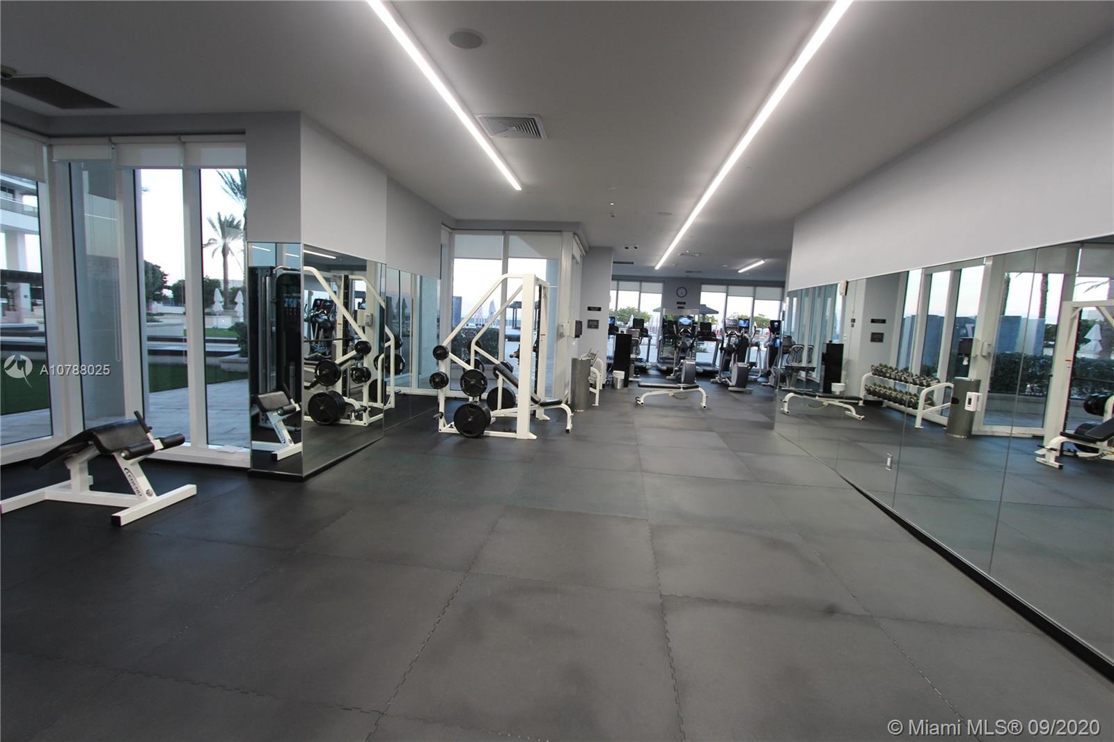 Ver detalles 3710 2 / 2 1782 sq. ft. $ 2020-02-12 0 foto