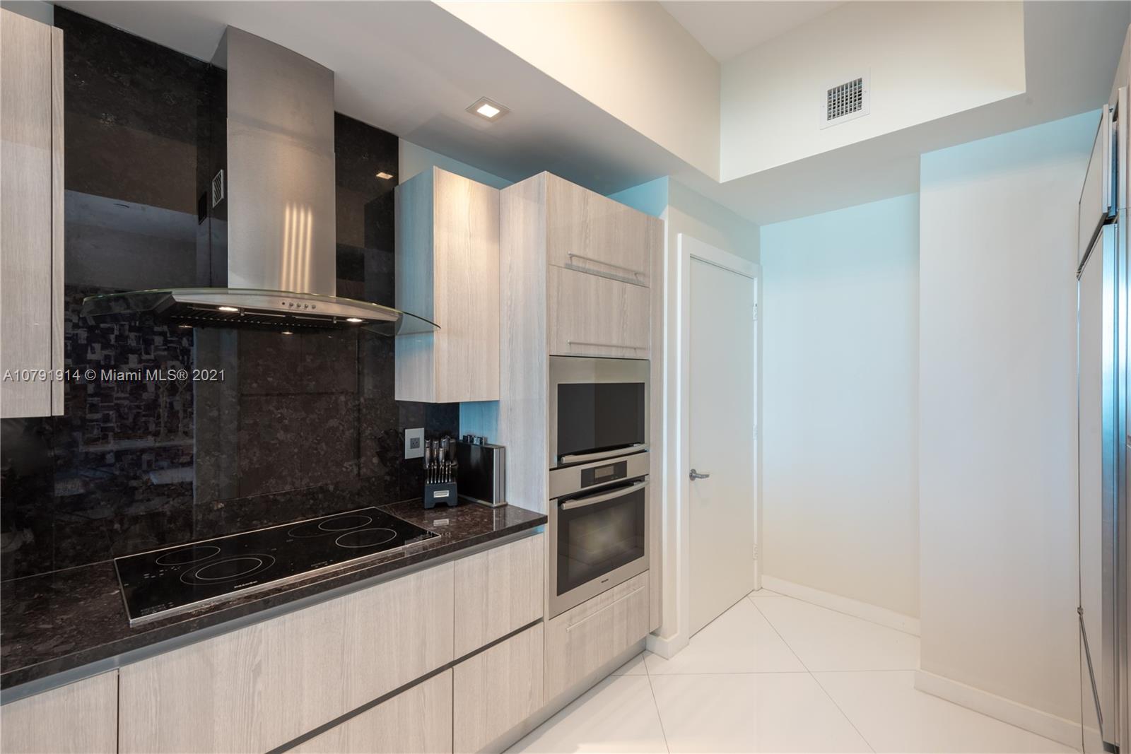 Photo of 2711 Ocean Dr #3301, Hollywood, Florida, 33019 -