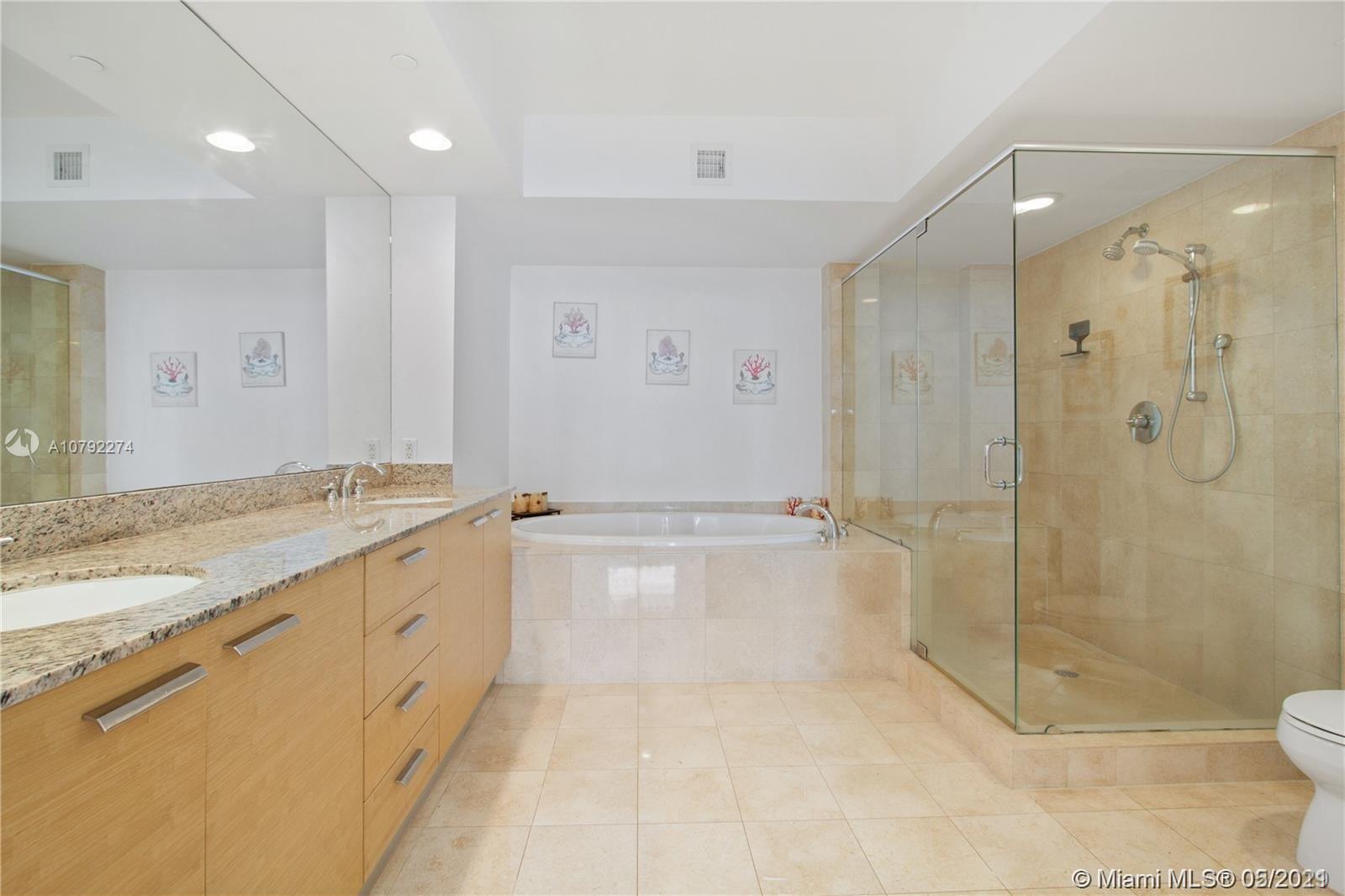 See details 4503 3 / 3 1733 sq. ft. $ 2020-05-21 0 Photo