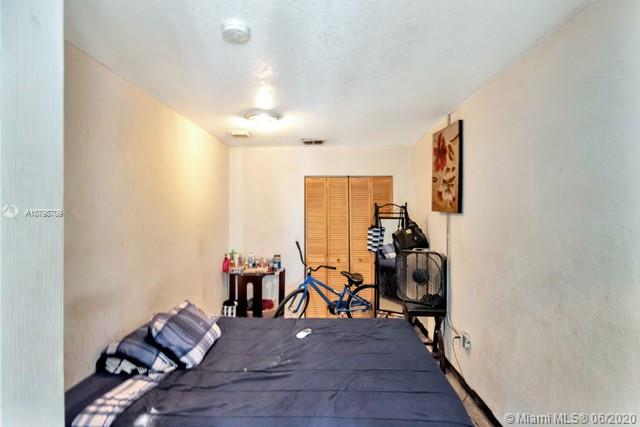Ver detalles / 5206 sq. ft. $ 2020-08-10 0 foto