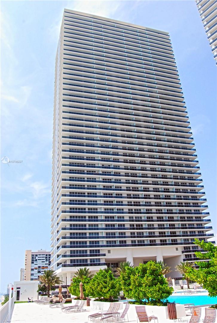 Ver detalles 2602 3 / 3 2065 sq. ft. $ 2020-01-13 0 foto