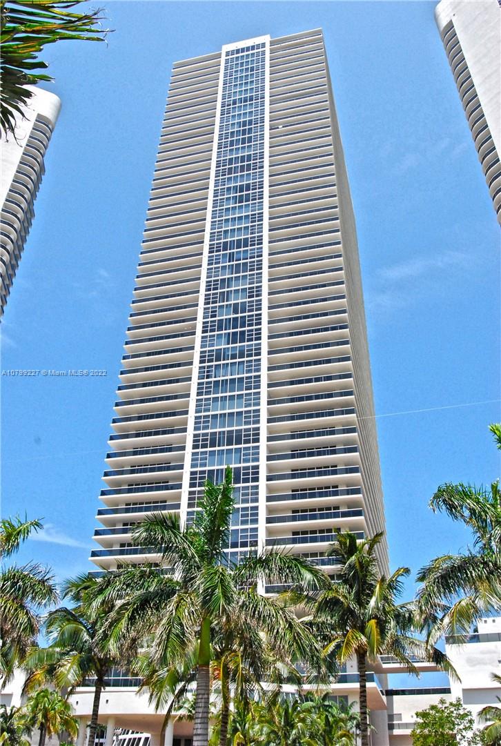 Ver detalles 2602 3 / 3 2065 sq. ft. $ 2020-01-13 0 foto