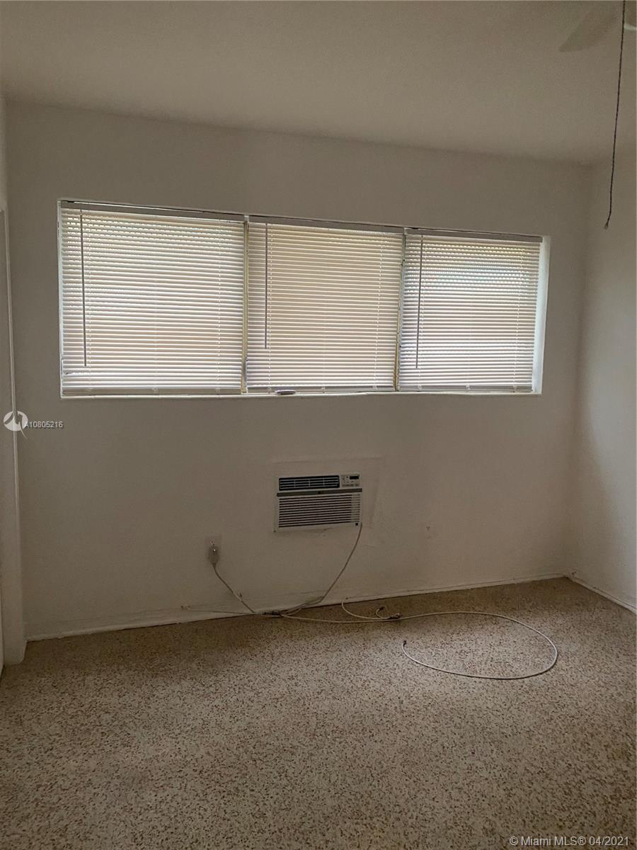 See details / 7074 sq. ft. $ 2021-04-20 0 Photo