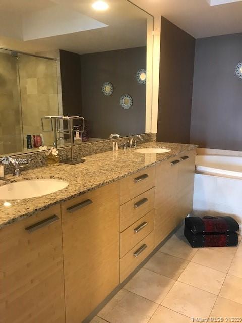 Ver detalles 4406 2 / 2 1458 sq. ft. $ 2020-01-22 0 foto