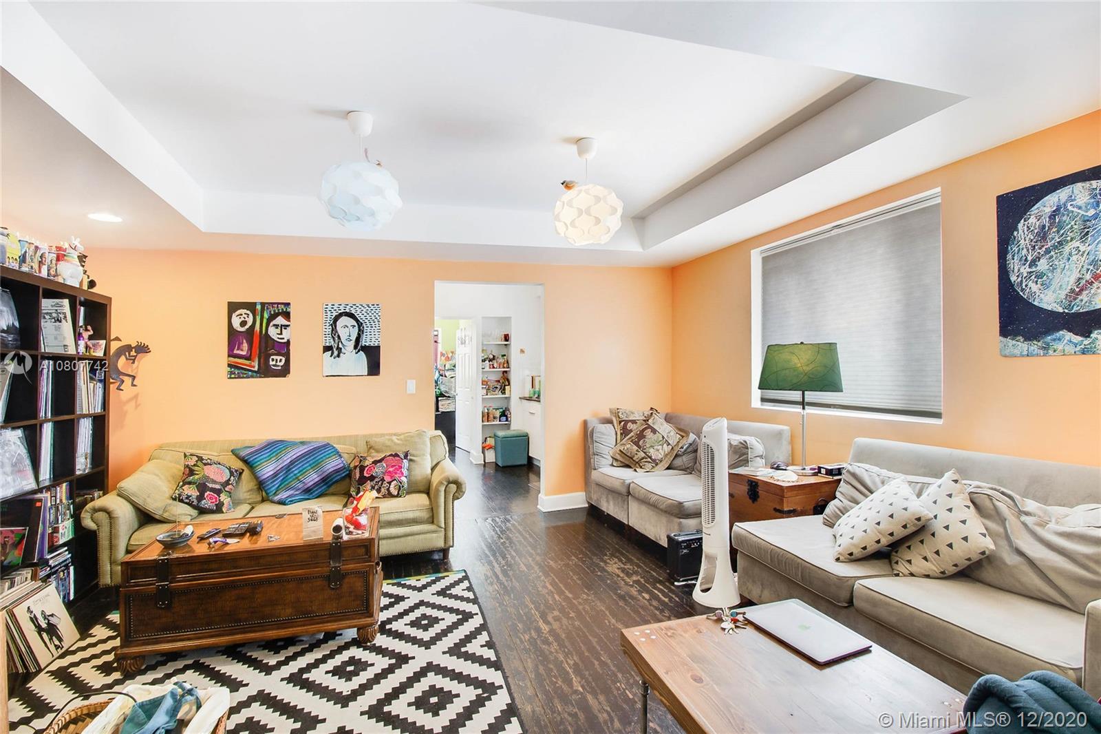 See details / 2016 sq. ft. $ 2020-09-09 0 Photo