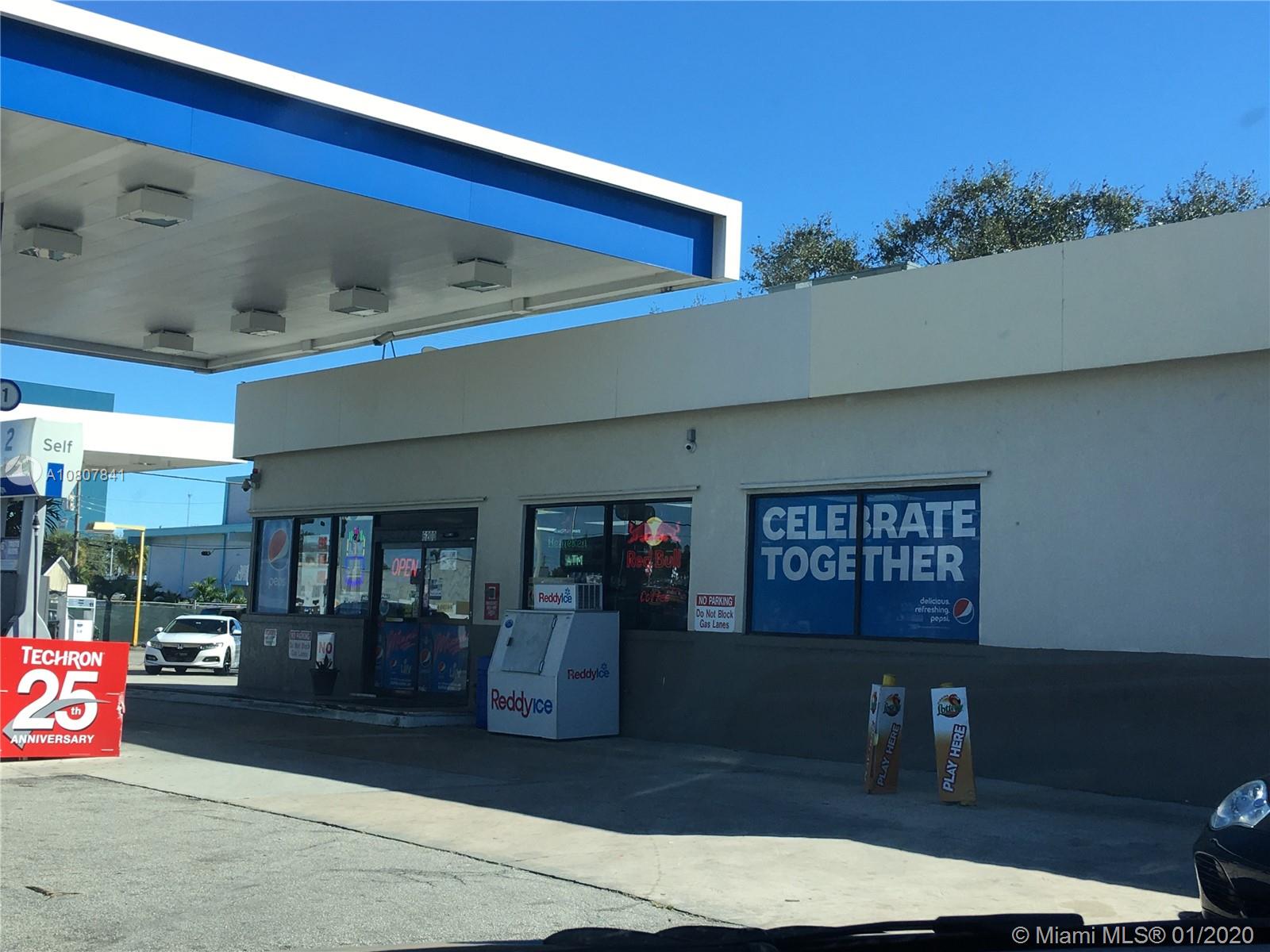 0000 Hollywood Free Standing, Convenience Store, Gas