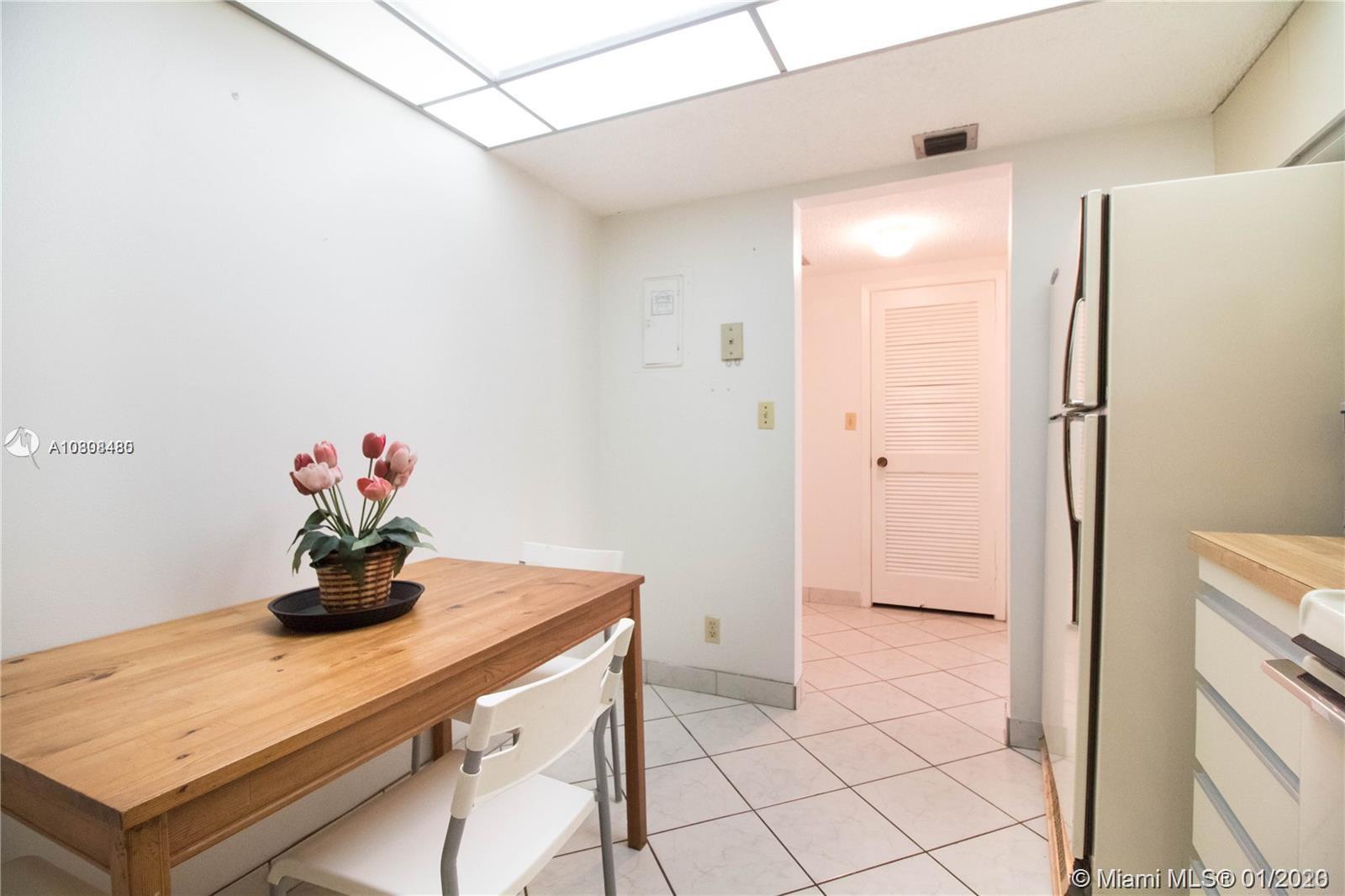 Photo of 2500 Parkview Dr #518, Hallandale Beach, Florida, 33009 -