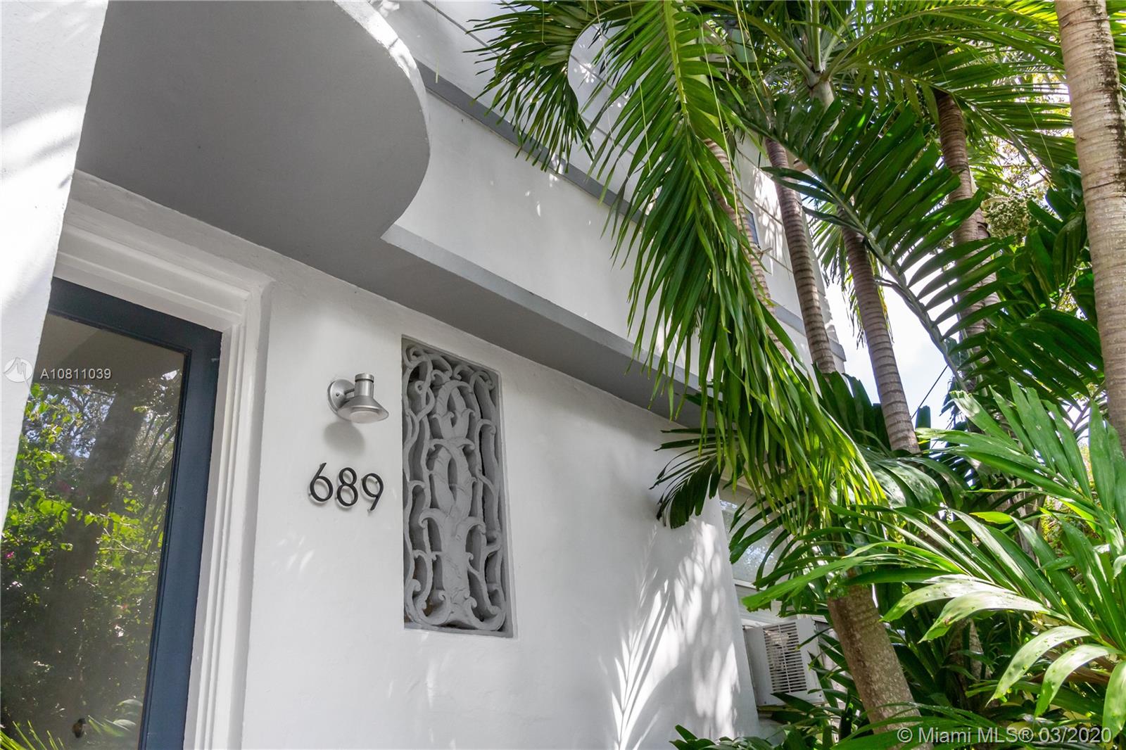 See details / 373 sq. ft. $ 2021-01-05 0 Photo