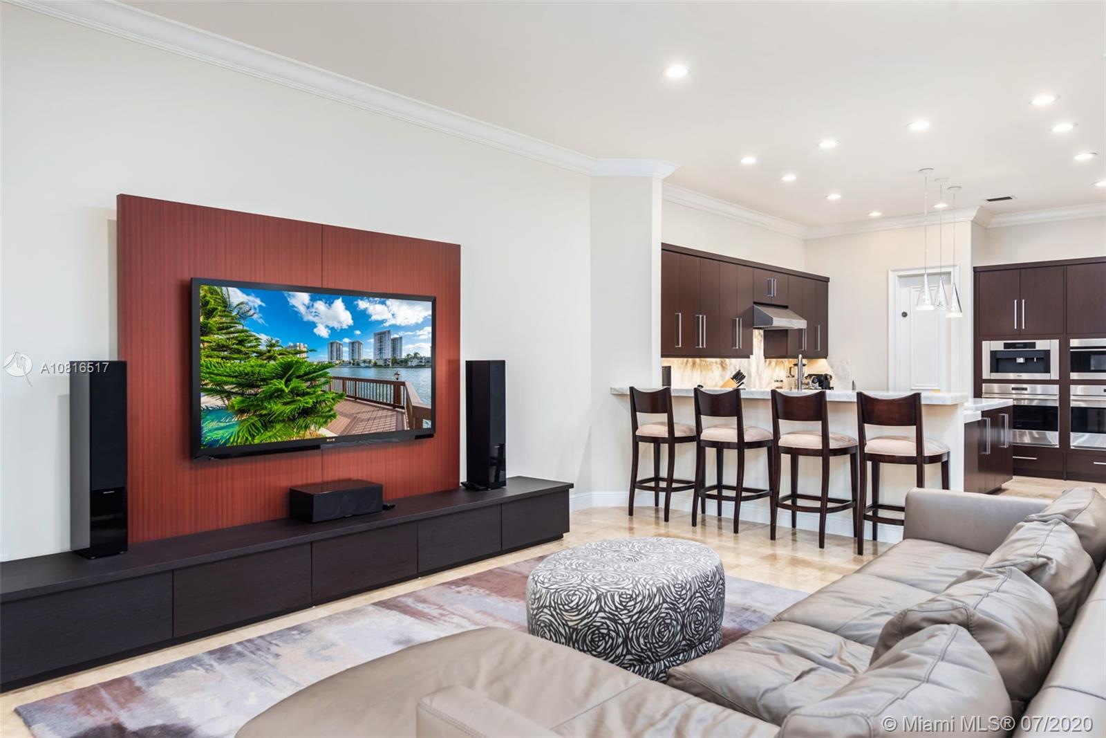 Photo of 1555 Windjammer Way, Hollywood, Florida, 33019 -