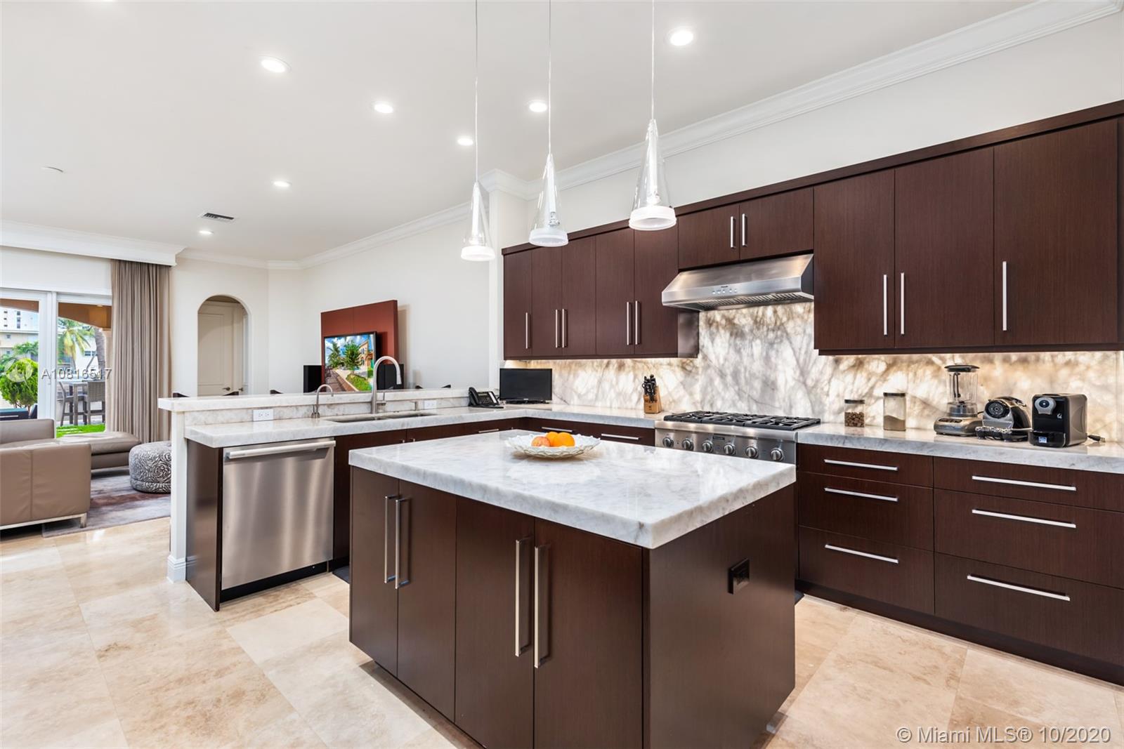 Photo of 1555 Windjammer Way, Hollywood, Florida, 33019 -